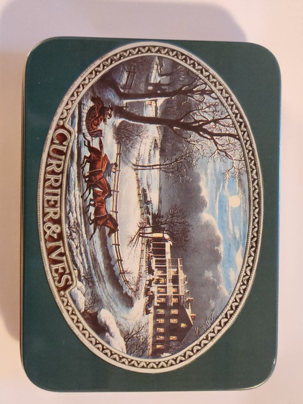 Vintage playing carrds sealed in tin box Currier & Ives